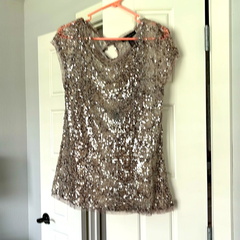 XL sequin top w various shades of brown